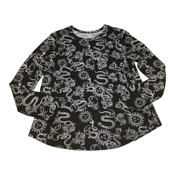 No Boundaries Juniors Long Sleeve Crew Neck Rib Tee Plus Size XXXL-21 Celestial - Picture 3 of 9